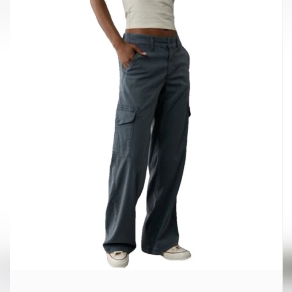American Eagle Charcoal Cargo Pants